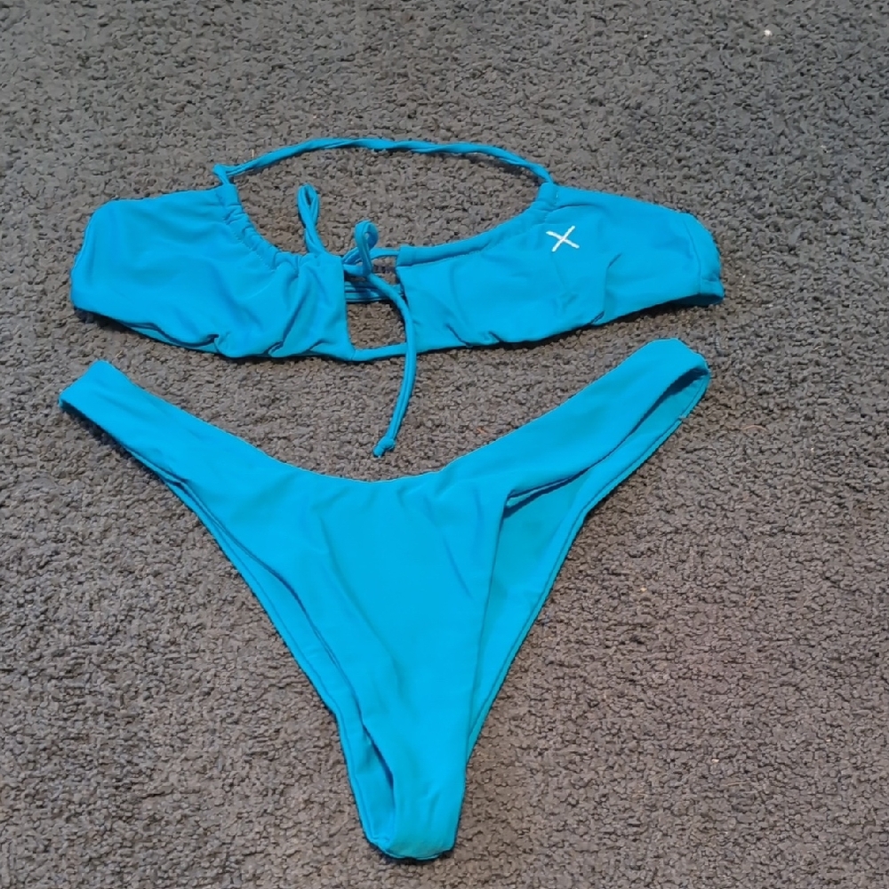 Boutine LA Blue Women's Swimwear Set
